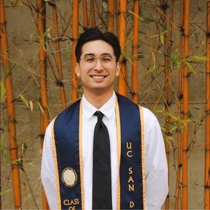 Meet your Posher, Ethan